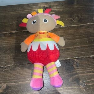 In the Night Garden Upsy Daisy Plush Toy press belly and it talks